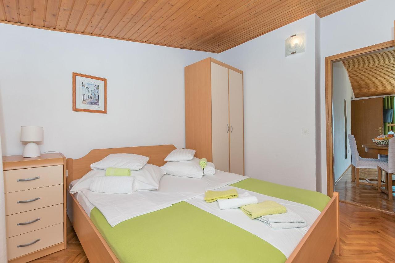 Apartments Clarus Mare Duce Exterior photo