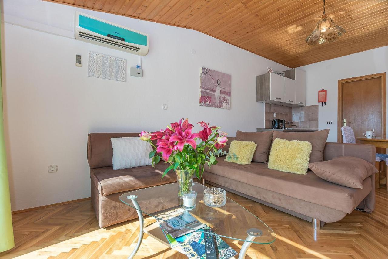 Apartments Clarus Mare Duce Exterior photo