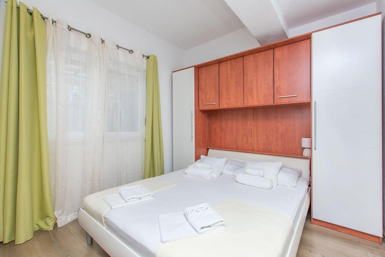 Apartments Clarus Mare Duce Exterior photo